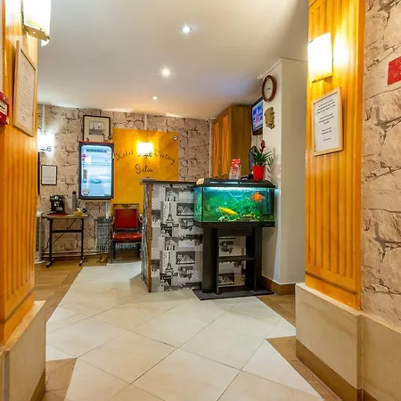 Victory Galou فندق