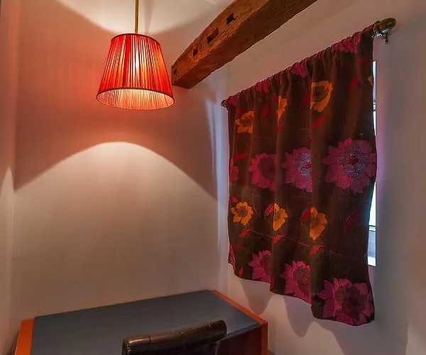 Victory Galou * Paris