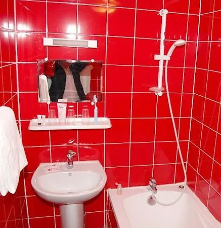 Victory Galou 酒店 *