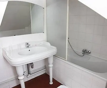 酒店 Victory Galou *