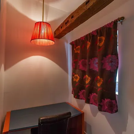 Victory Galou * 巴黎